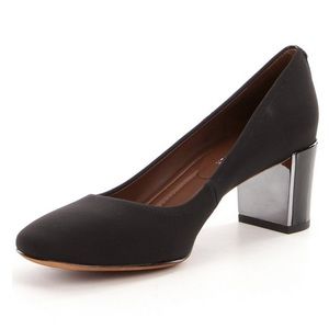 Donald J Pluner black pump shoes 7 M Corin